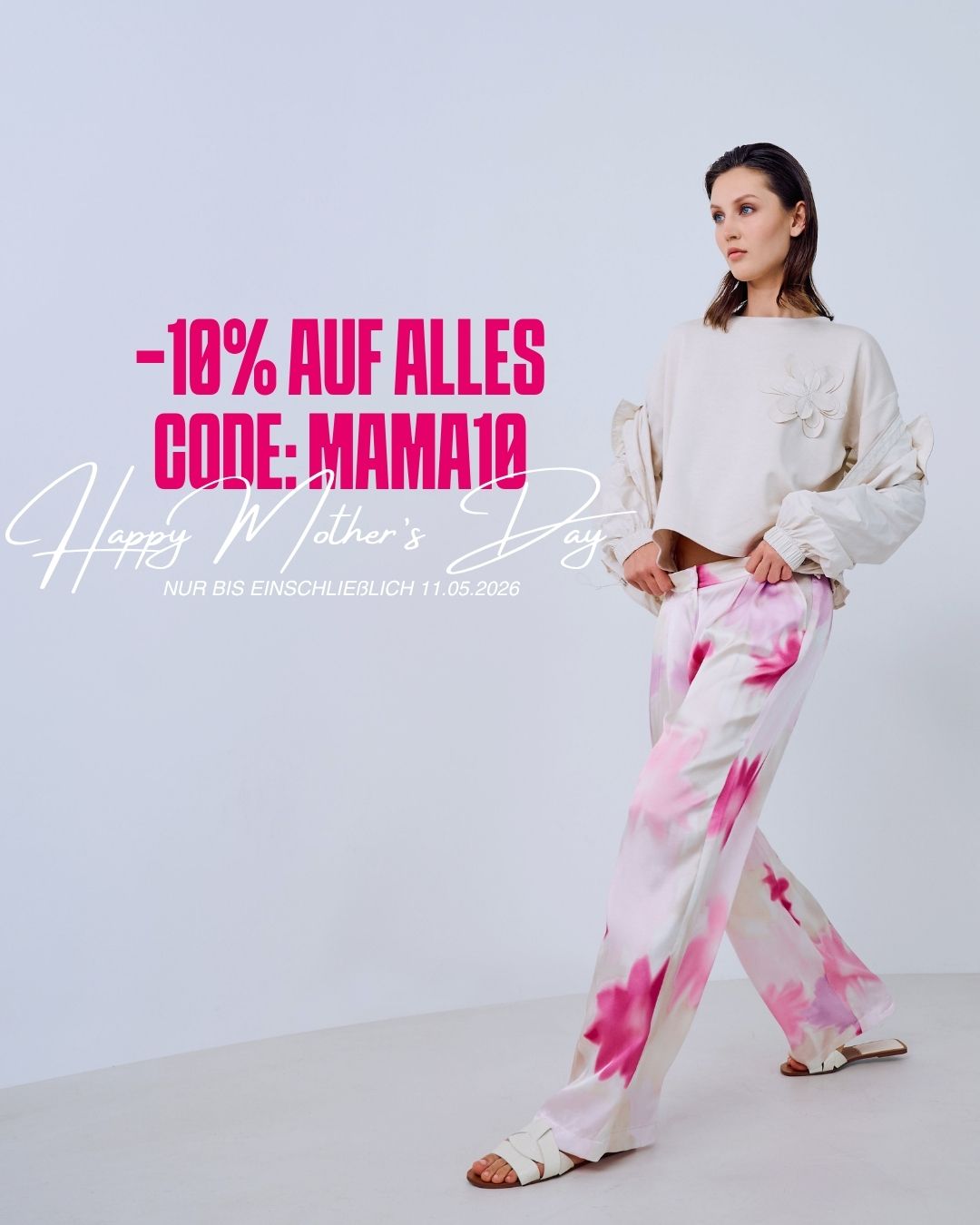 Tunika, Sweatshirt, Blumenapplikation, Hose, Tie-dye